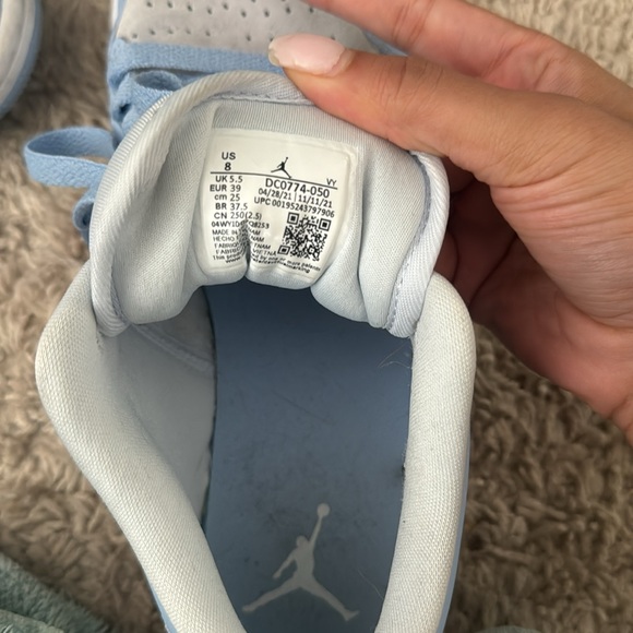 Nike air Jordans - Picture 5 of 5